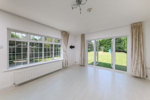 Photo 5- click for photo gallery